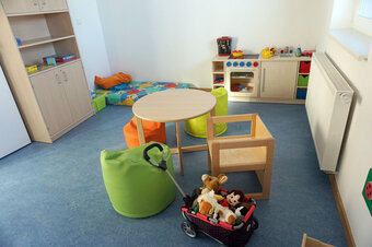 Kinderzimmer mit Versteck-, Spiel- und Klettermöglichkeiten 